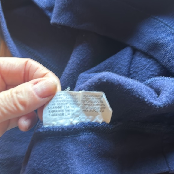 Hanes Kid’s Sweatshirt - Picture 3 of 3